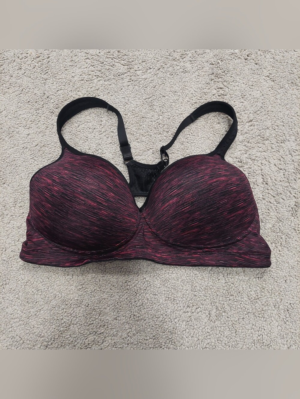 Delta Burke Wireless Padded Sports Bra 38C Marled Black And Pink